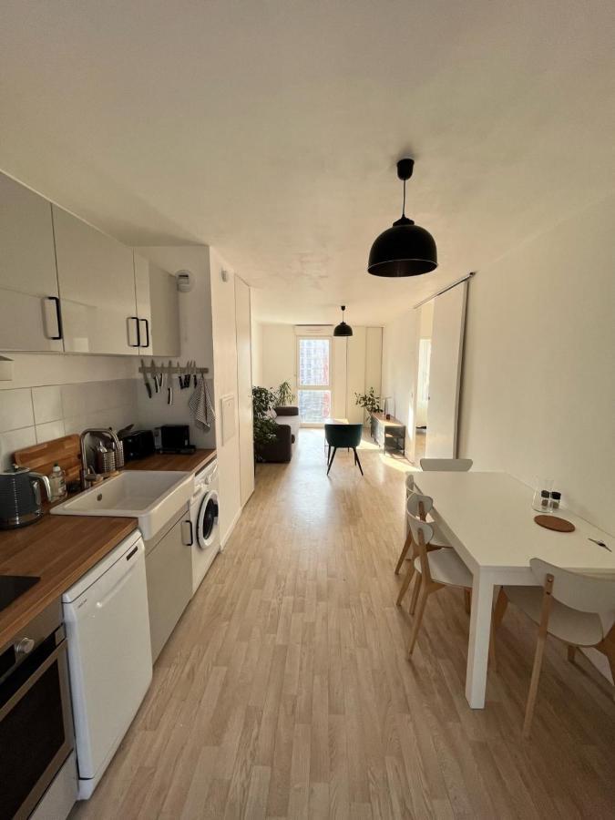Modern And Bright Apartment Near Paris La Courneuve Zewnętrze zdjęcie